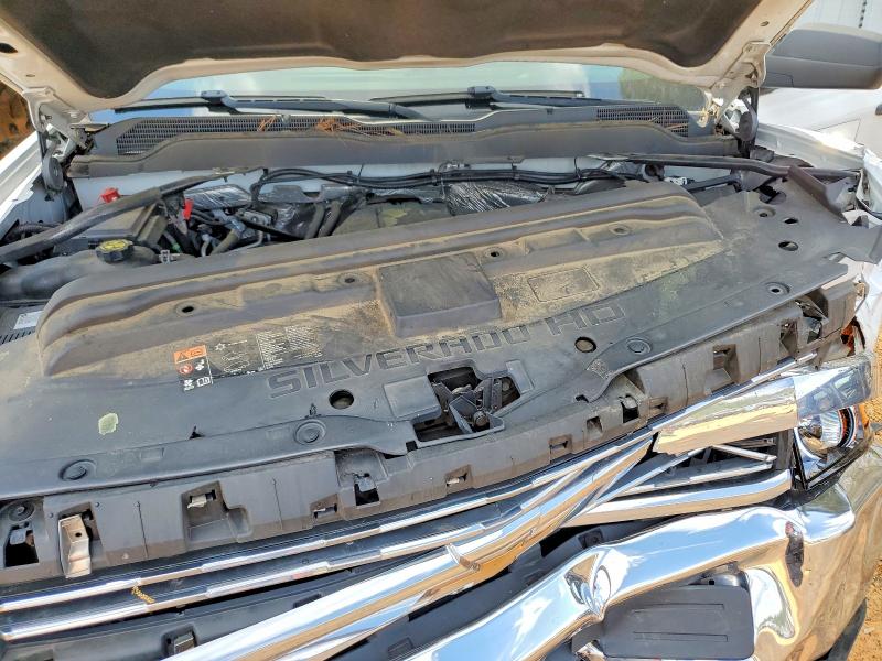 1GC2KUEG8JZ198775