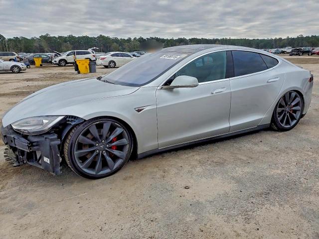 2015 TESLA MODEL S — VIN 5YJSA1E45FF120281