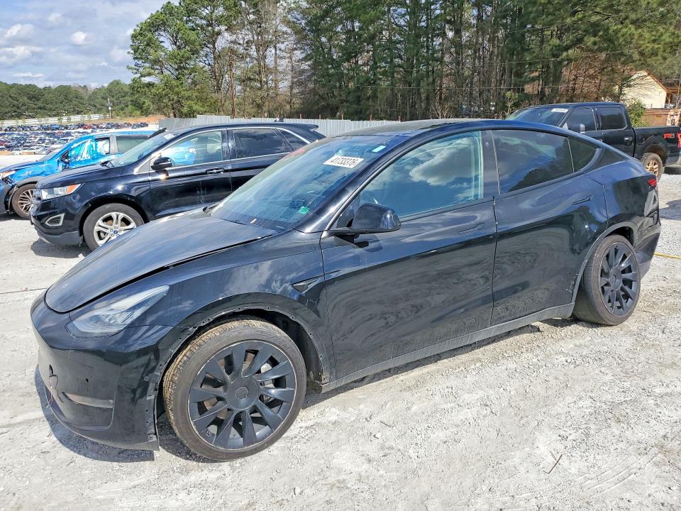 2022 TESLA MODEL Y — VIN 7SAYGDEE7NF387457