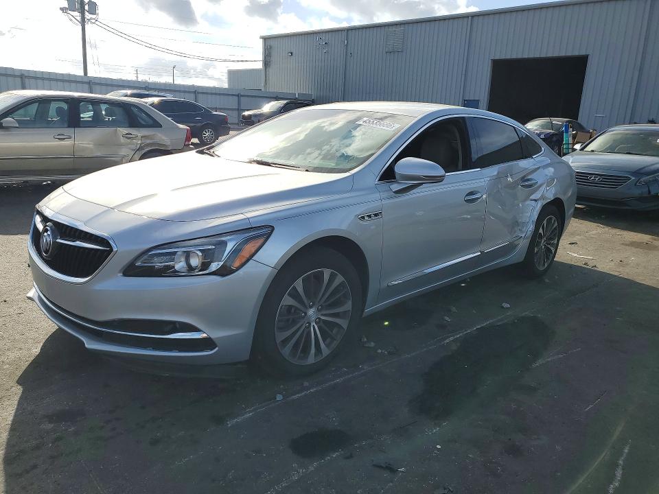 2017 BUICK LACROSSE — VIN 1G4ZP5SS8HU168239
