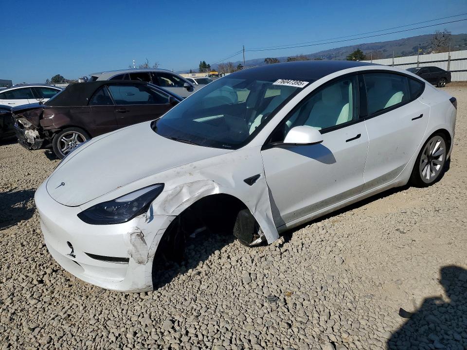 2022 TESLA MODEL 3 — VIN 5YJ3E1EB5NF321779