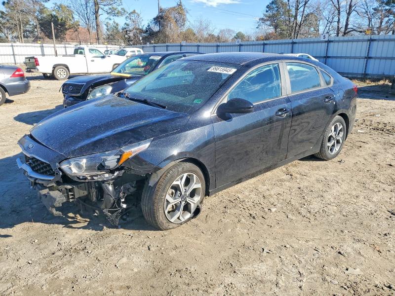 2021 KIA FORTE — VIN 3KPF24AD5ME285224