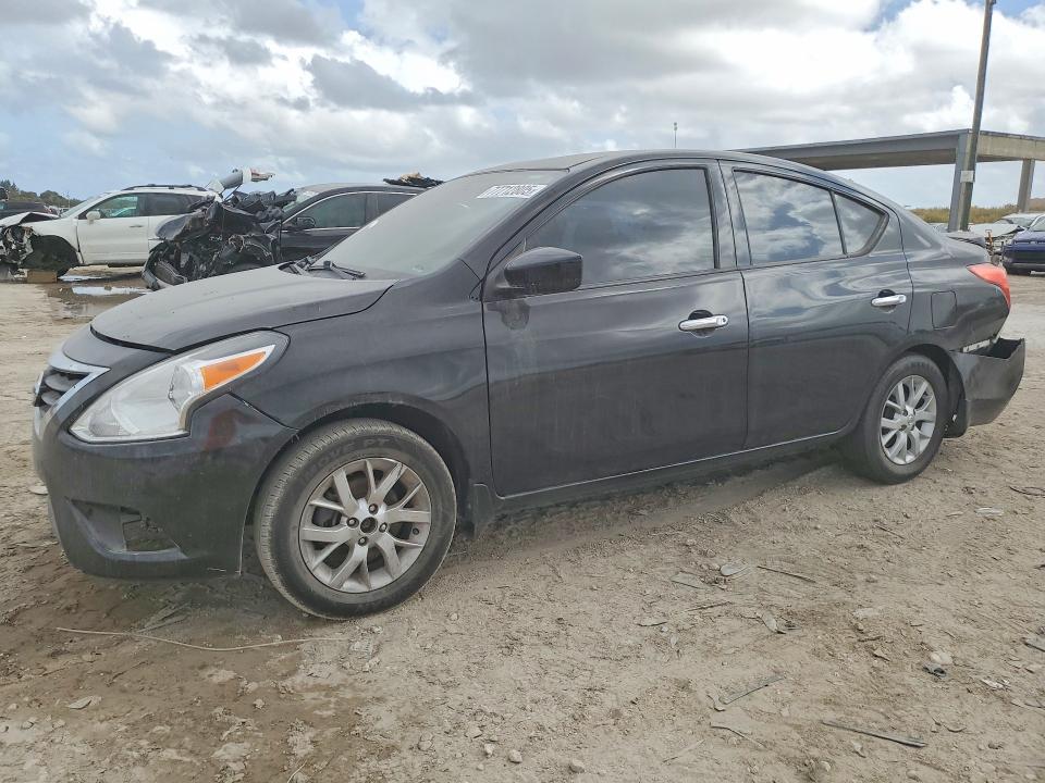 2017 NISSAN VERSA — VIN 3N1CN7AP7HL867576