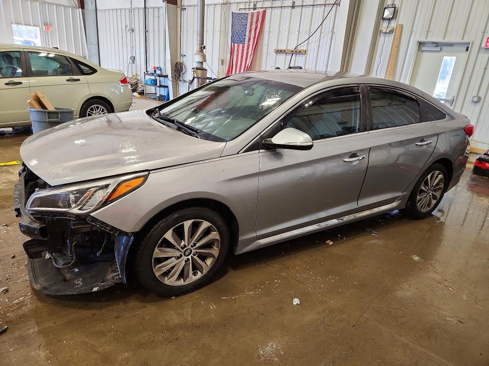 2015 HYUNDAI SONATA — VIN 5NPE34AF4FH105482