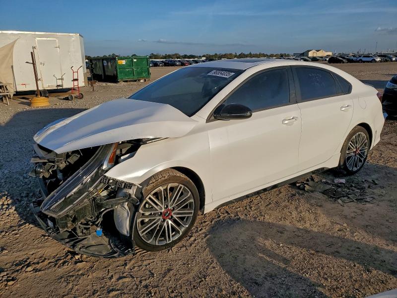 2023 KIA FORTE GT — VIN 3KPF44AC0PE584013