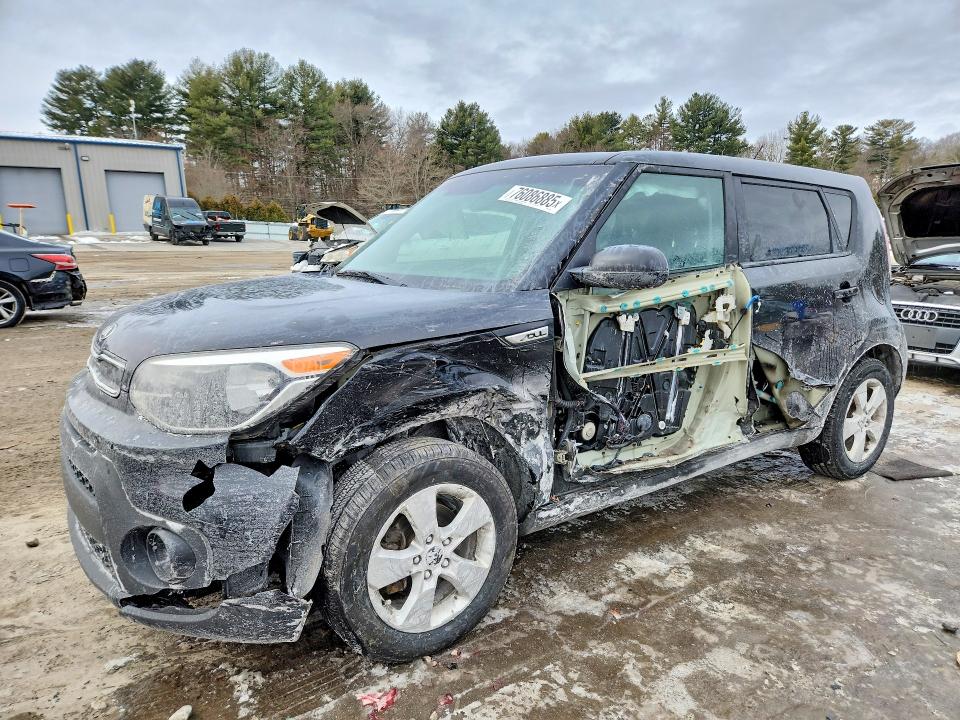 2018 KIA SOUL — VIN KNDJN2A27J7522294