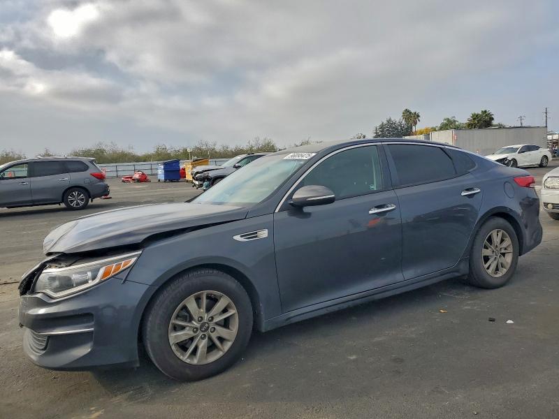2016 KIA OPTIMA LX — VIN KNAGT4L39G5111532