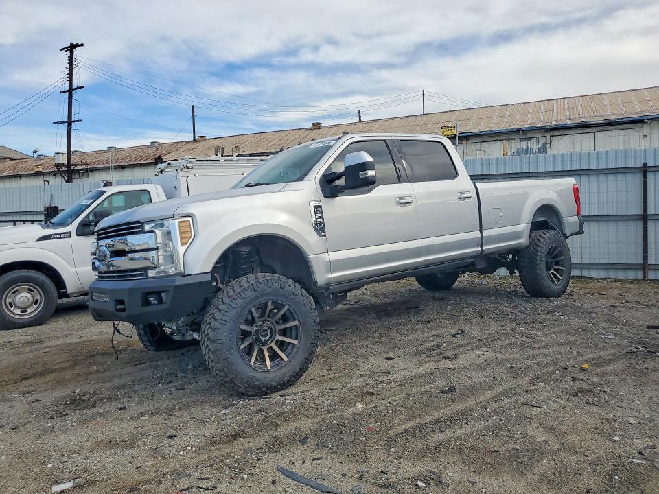 2019 FORD F250 — VIN 1FT7W2BT8KED83675
