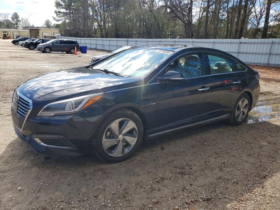 2016 HYUNDAI SONATA — VIN KMHE34L10GA017955