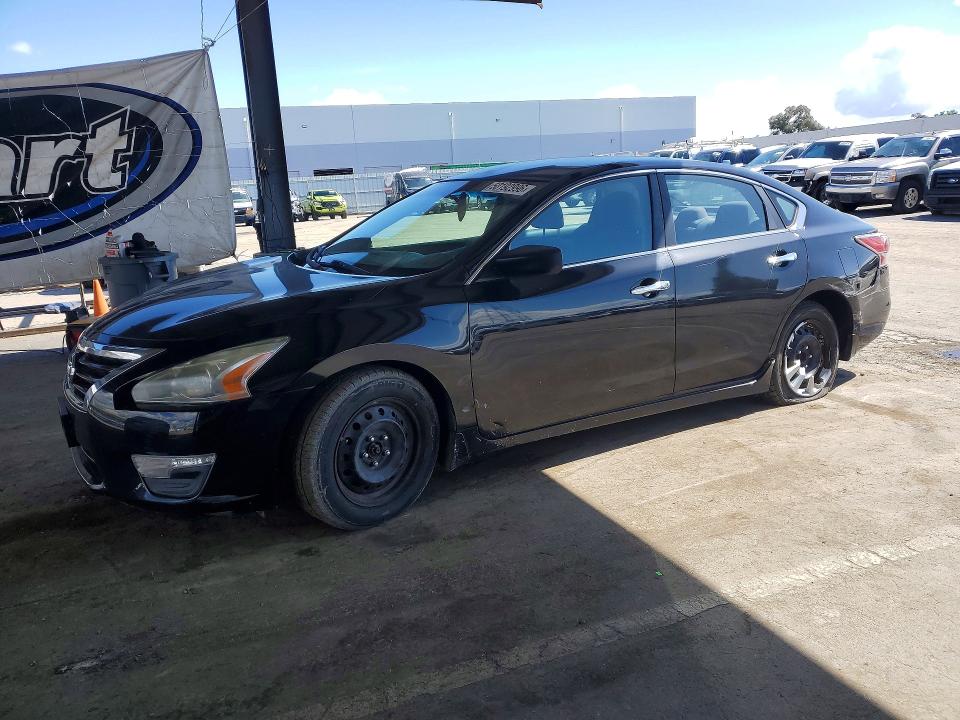 2015 NISSAN ALTIMA — VIN 1N4AL3AP8FC412673