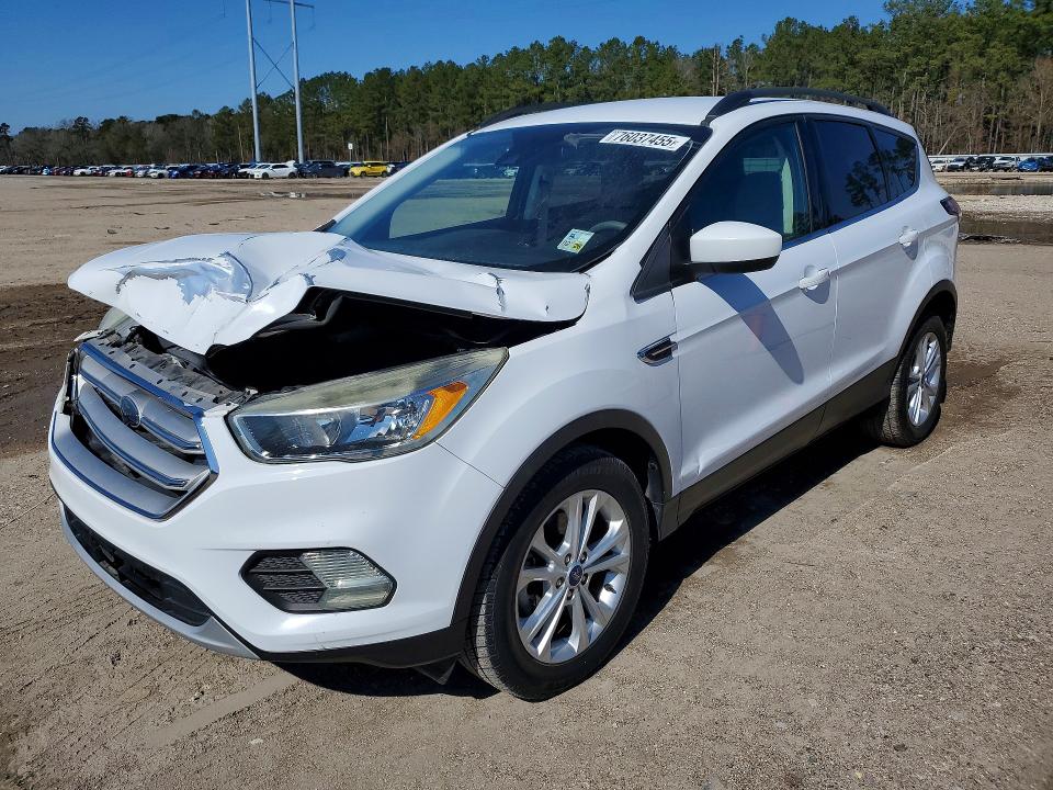 2018 FORD ESCAPE — VIN 1FMCU0GD3JUB47641