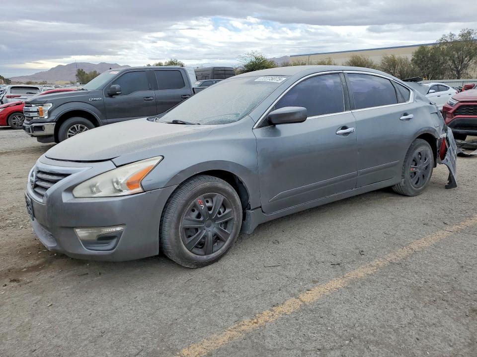 2015 NISSAN ALTIMA — VIN 1N4AL3AP3FC577546