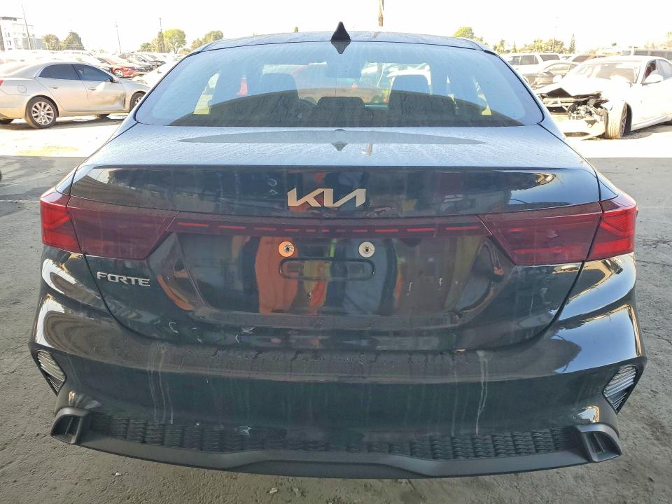 3KPF24AD3PE585218