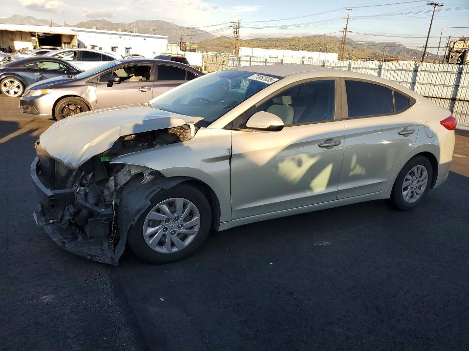 2017 HYUNDAI ELANTRA — VIN KMHD74LF5HU093392