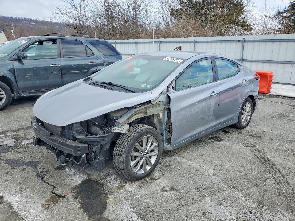 2016 HYUNDAI ELANTRA SE — VIN 5NPDH4AE7GH671769