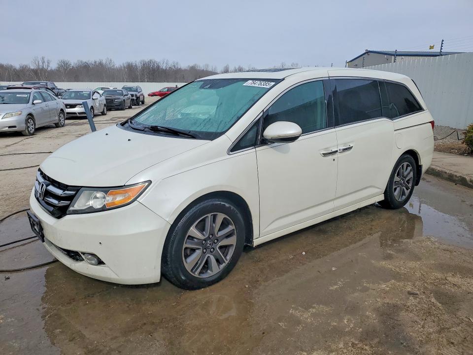 2015 HONDA ODYSSEY — VIN 5FNRL5H99FB124647