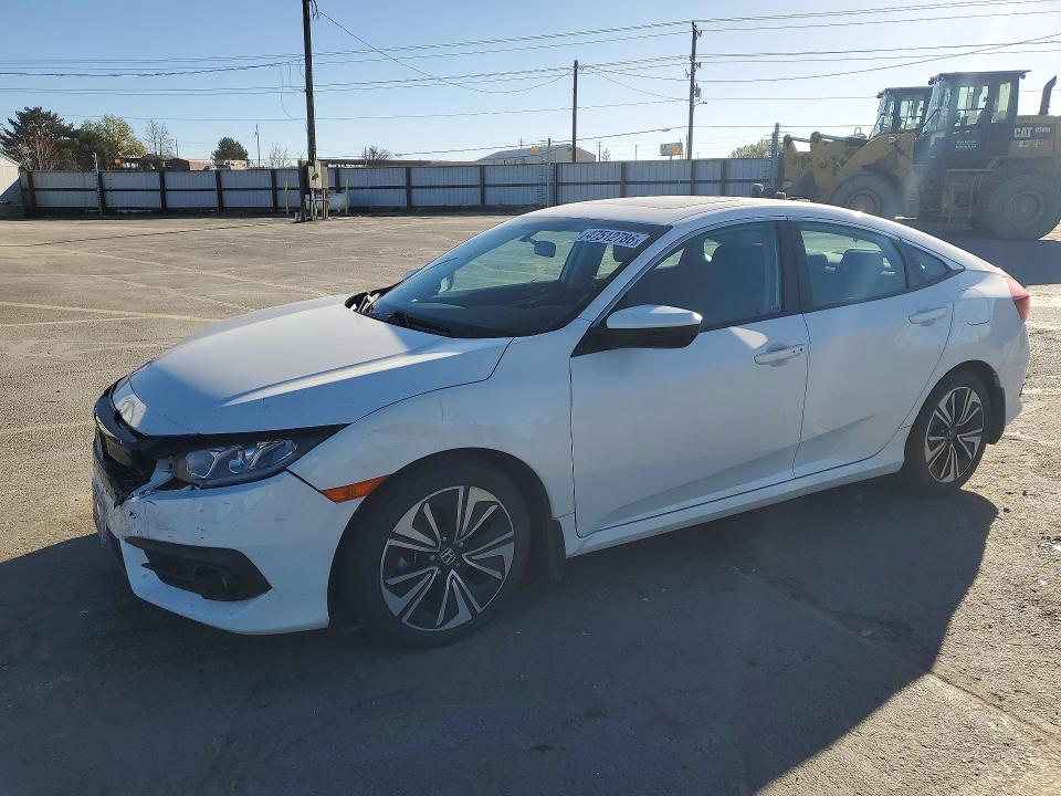 2017 HONDA CIVIC — VIN 2HGFC1F36HH656253