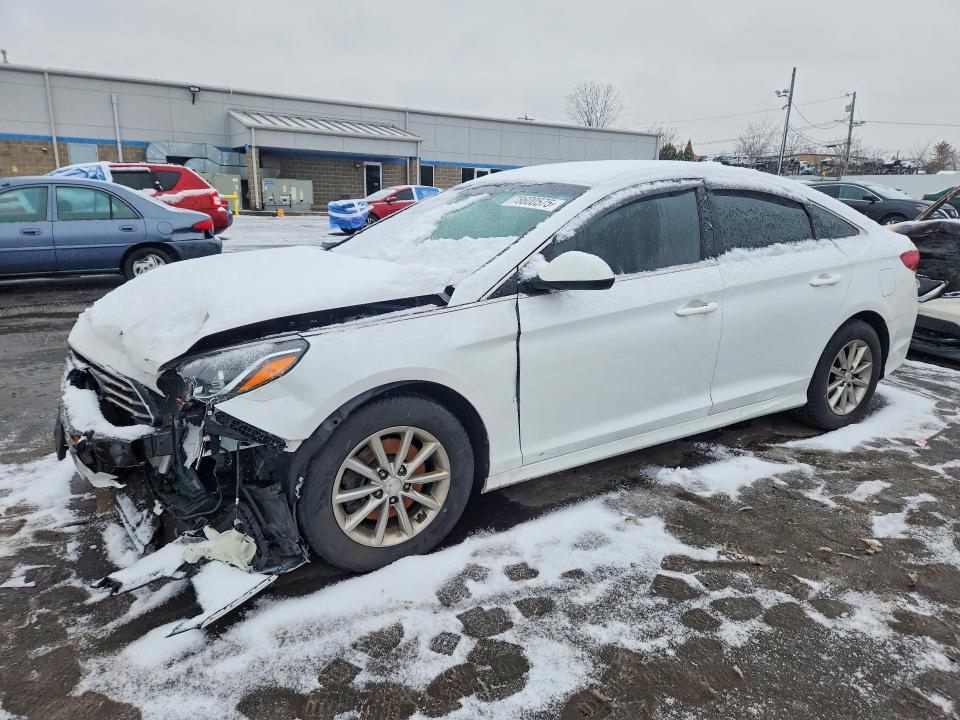 2019 HYUNDAI SONATA — VIN 5NPE24AF7KH766856