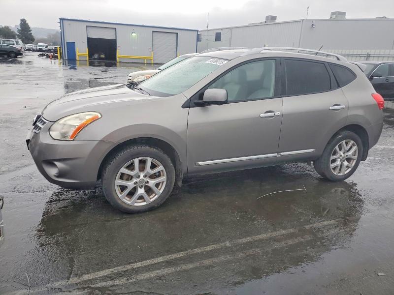 2012 NISSAN ROGUE S — VIN JN8AS5MV8CW399375