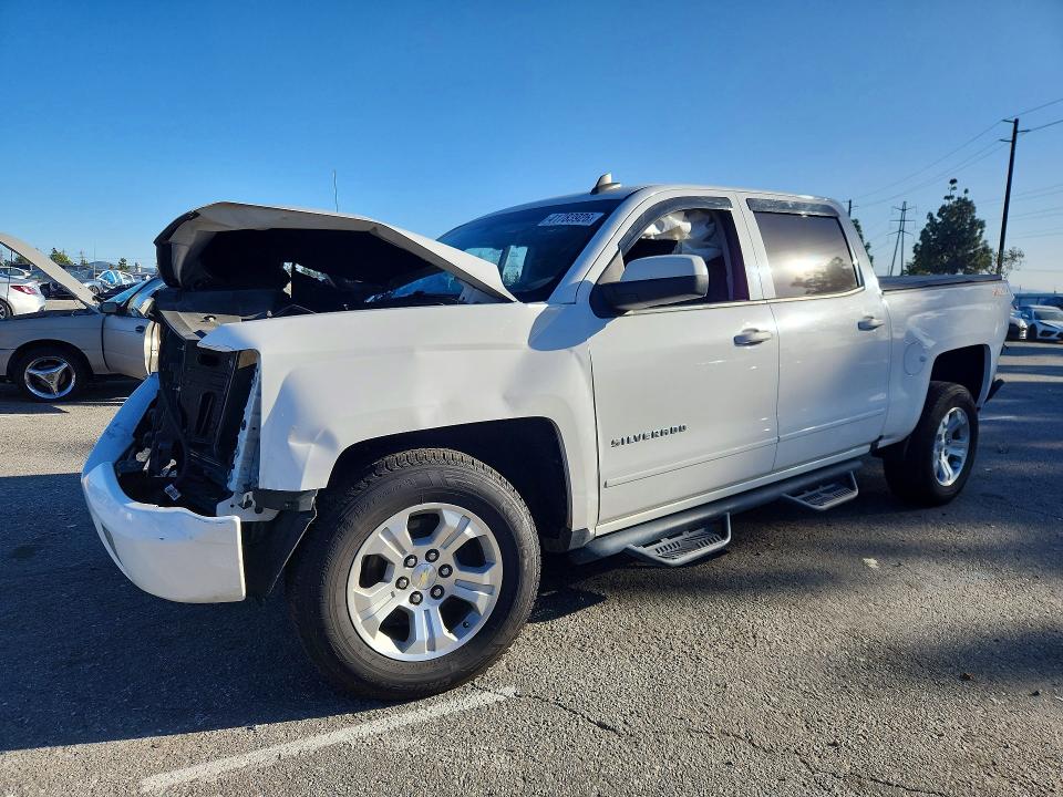 2017 CHEVROLET SILVERADO — VIN 3GCUKREC8HG510929