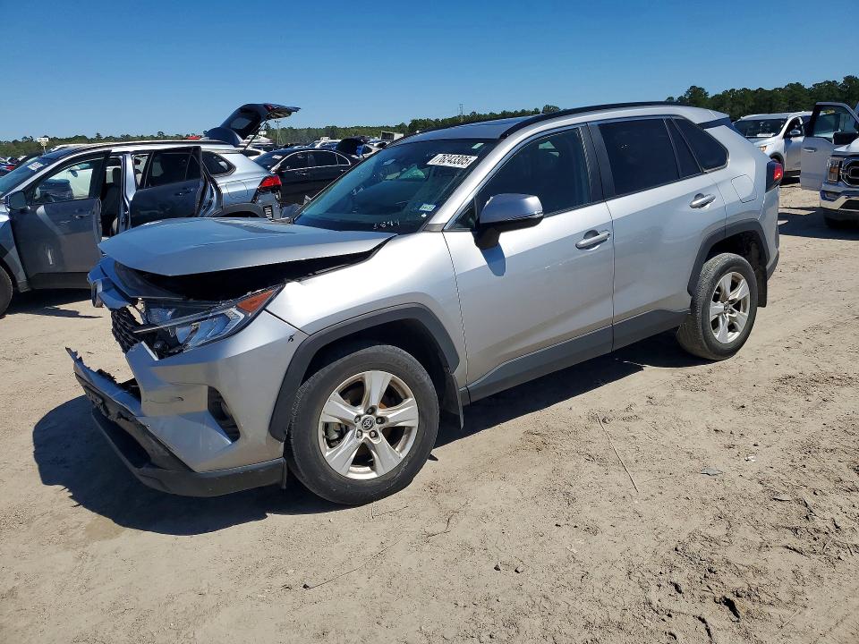 2021 TOYOTA RAV4 — VIN 2T3W1RFV2MC135899