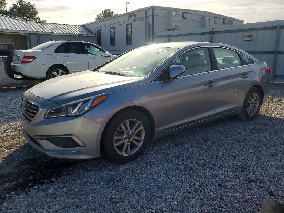 2016 HYUNDAI SONATA — VIN 5NPE24AFXGH362991