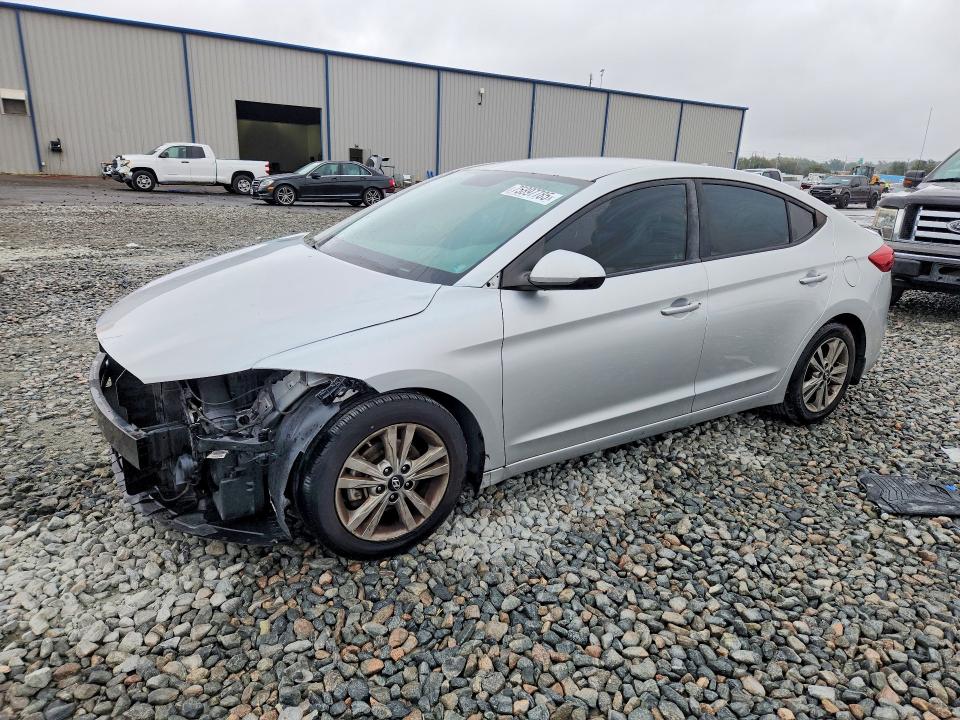 2018 HYUNDAI ELANTRA — VIN 5NPD84LF4JH376917