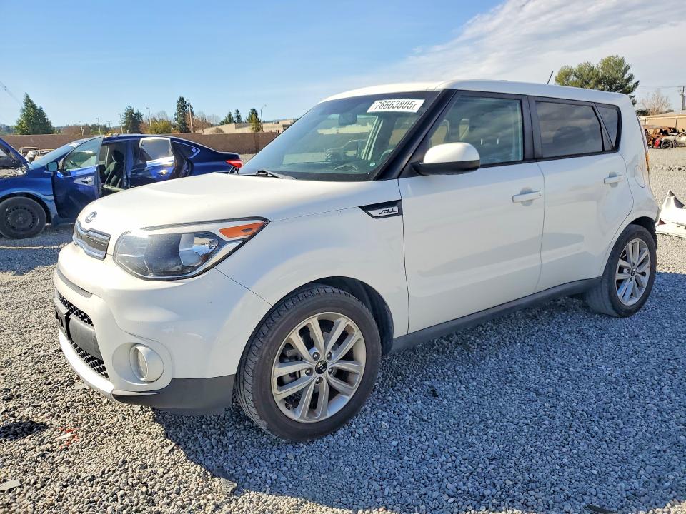 2018 KIA SOUL — VIN KNDJP3A53J7902422
