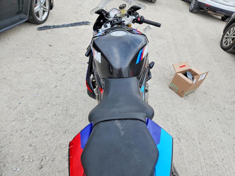 WB10D2105FZ352412
