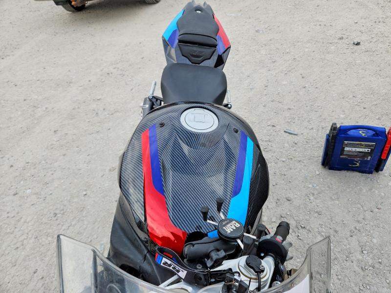 WB10D2105FZ352412