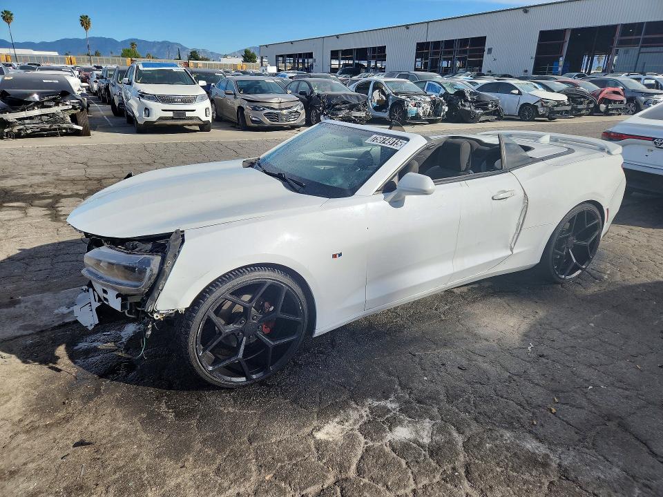 2018 CHEVROLET CAMARO — VIN 1G1FB3DXXJ0123523
