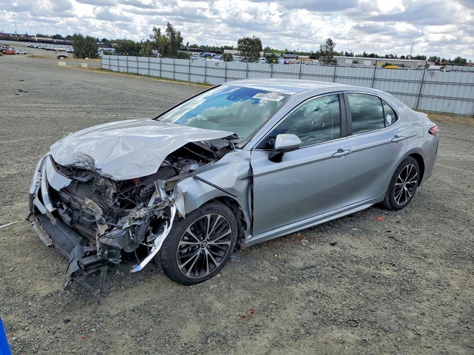 2018 TOYOTA CAMRY — VIN 4T1B11HK3JU130765