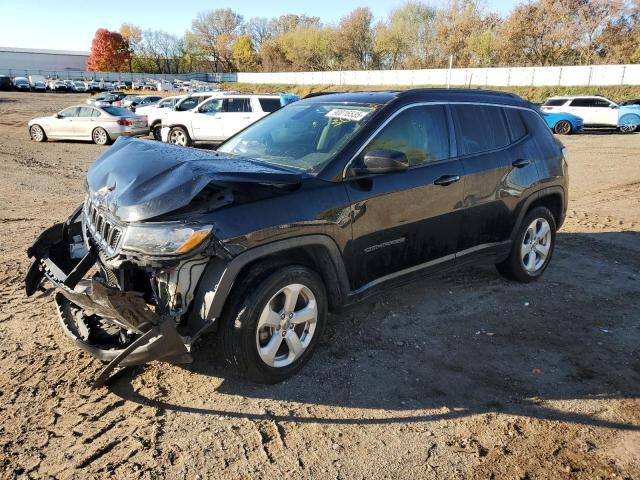 2018 JEEP COMPASS LA — VIN 3C4NJCBB2JT318743