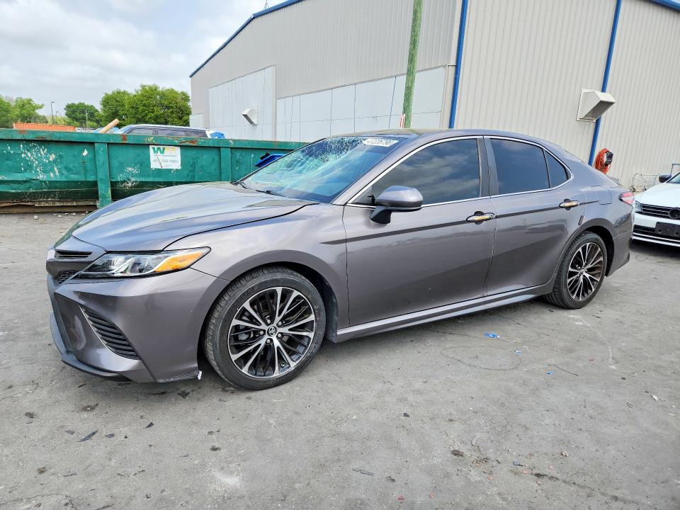 2018 TOYOTA CAMRY — VIN 4T1B11HK4JU033459