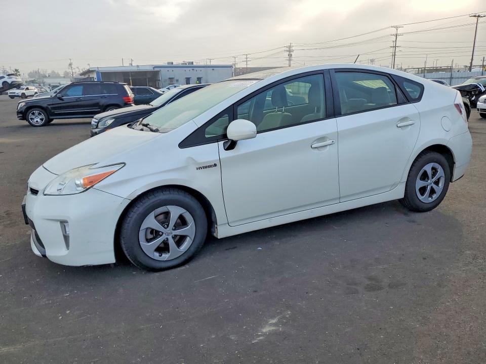 2015 TOYOTA PRIUS — VIN JTDKN3DU5F1880687