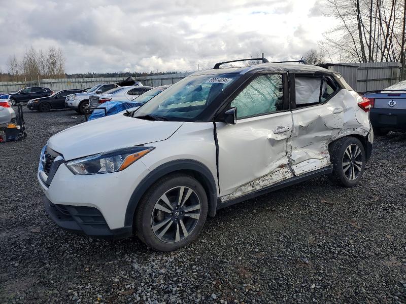 2018 NISSAN KICKS S — VIN 3N1CP5CU3JL512279