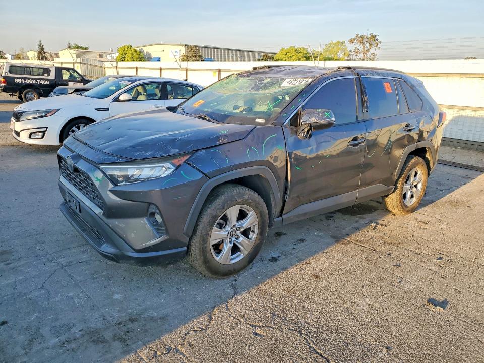 2020 TOYOTA RAV4 — VIN 2T3P1RFV0LC084874
