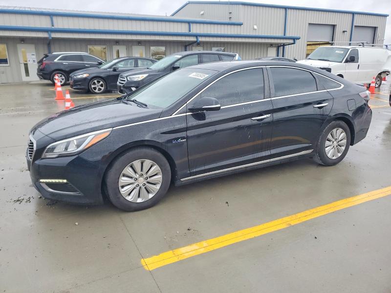 2016 HYUNDAI SONATA — VIN KMHE24L17GA038109
