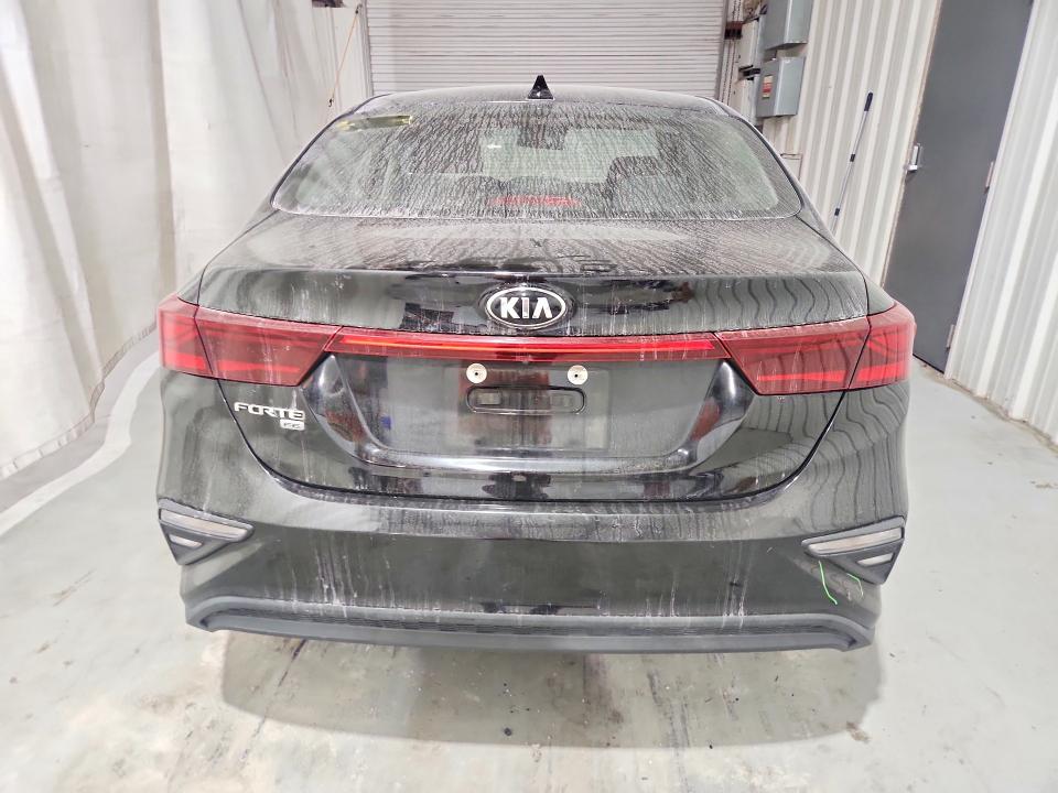 3KPF24AD0LE228833