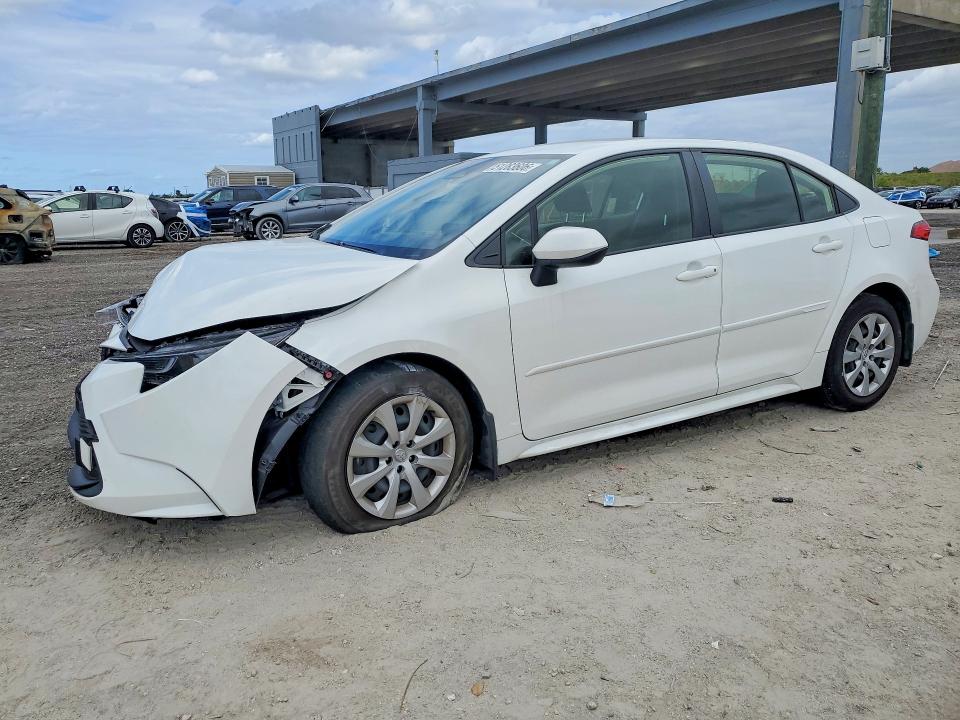 2024 TOYOTA COROLLA — VIN JTDB4MEEXR3023404