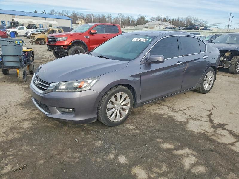 2015 HONDA ACCORD — VIN 1HGCR2F8XFA123711