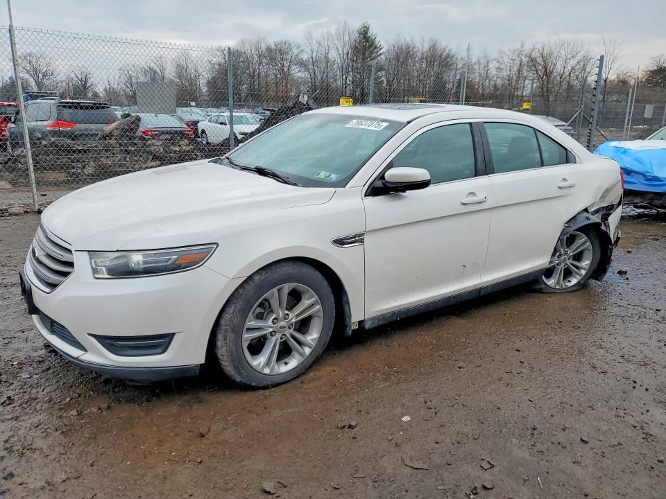 2015 FORD TAURUS — VIN 1FAHP2E86FG169275