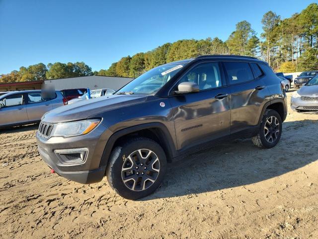 2019 JEEP COMPASS — VIN 3C4NJDDB9KT748029