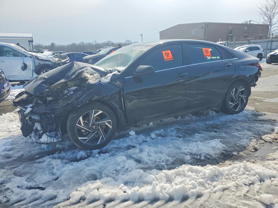 2025 HYUNDAI ELANTRA — VIN KMHLS4DGXSU963923