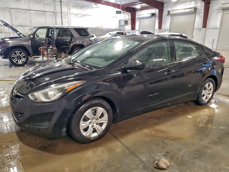 2016 HYUNDAI ELANTRA — VIN 5NPDH4AE4GH681370