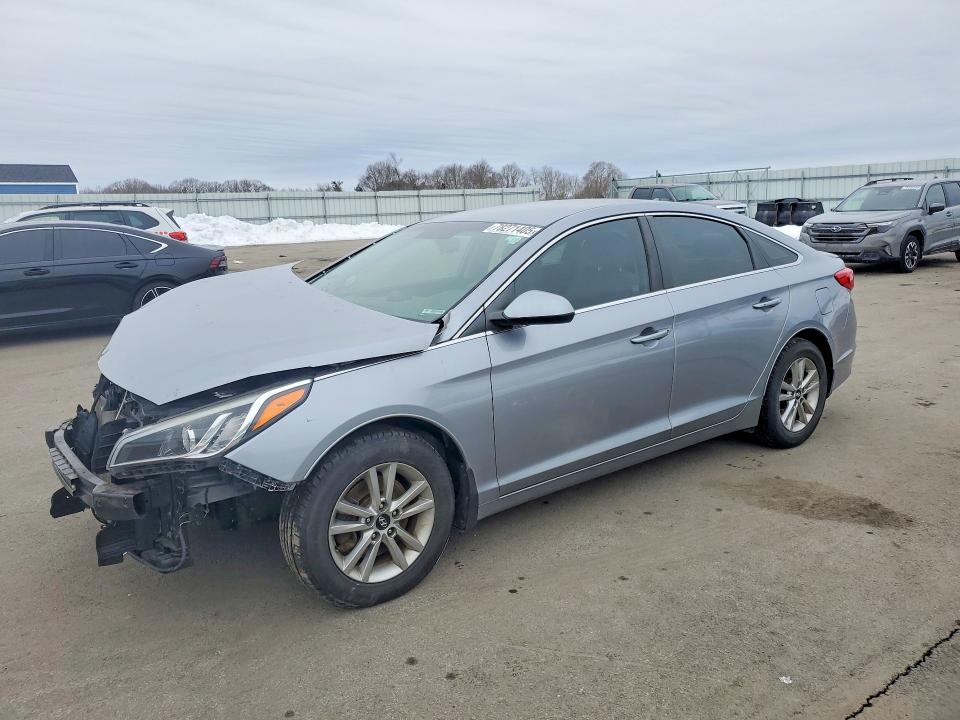 2017 HYUNDAI SONATA — VIN 5NPE24AF9HH555201