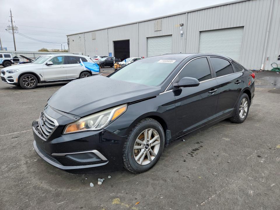 2017 HYUNDAI SONATA — VIN 5NPE24AF6HH488220