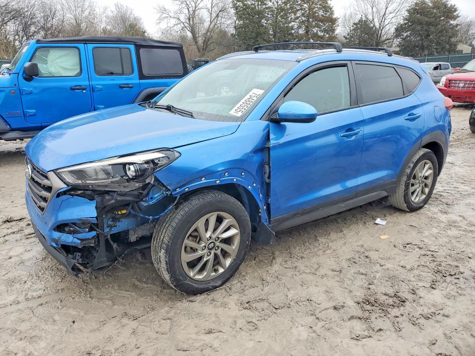 2016 HYUNDAI TUCSON — VIN KM8J33A42GU195726