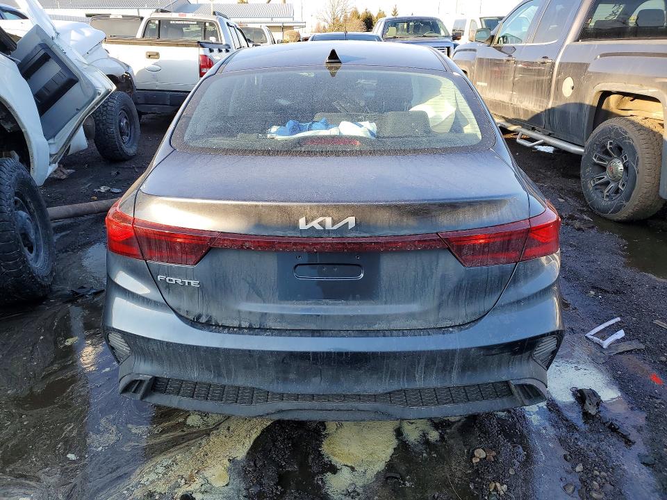3KPF24AD8PE635725