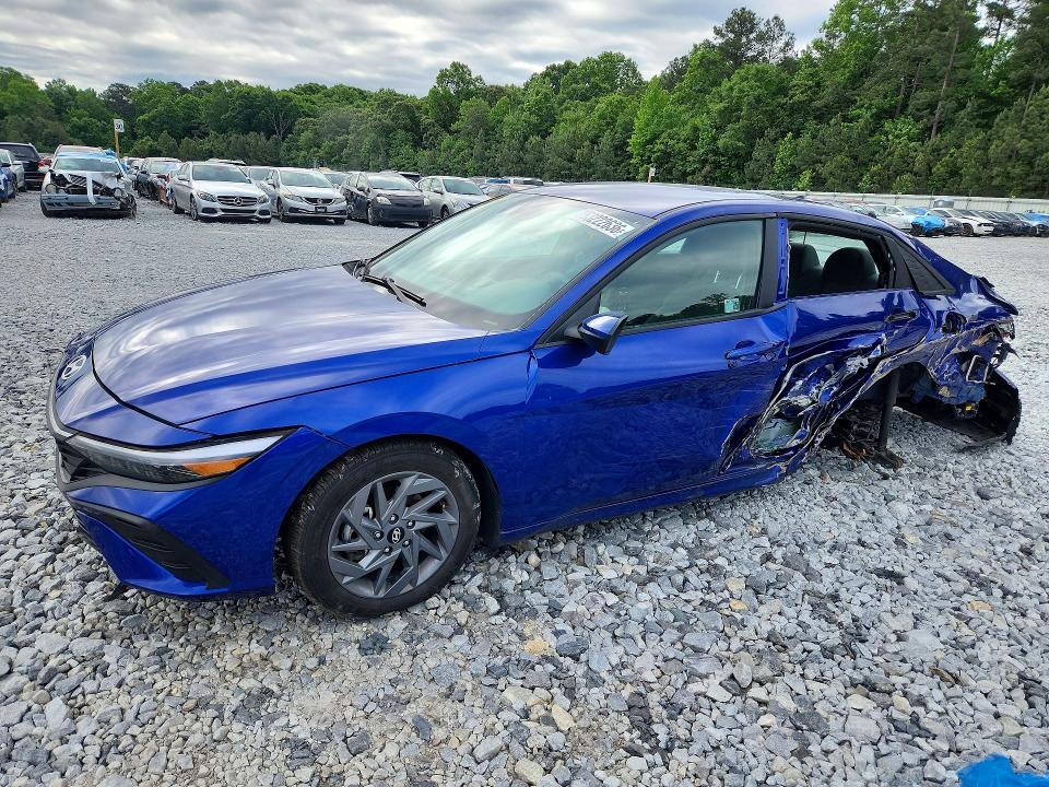 2024 HYUNDAI ELANTRA — VIN KMHLM4DJ3RU110960